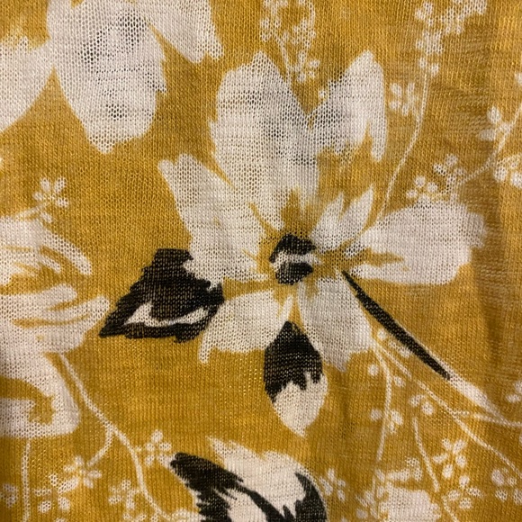 Maurices Mustard Floral Short Sleeve Top - Picture 4 of 4